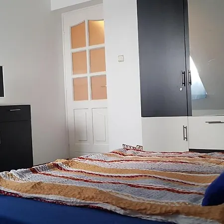 Apartment Zoe Apartman - *