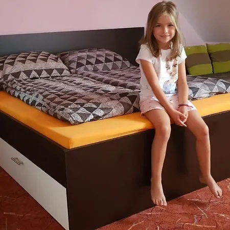Zoe Apartman - Gyula